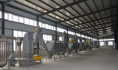 Waste plastic bottle crusher machine